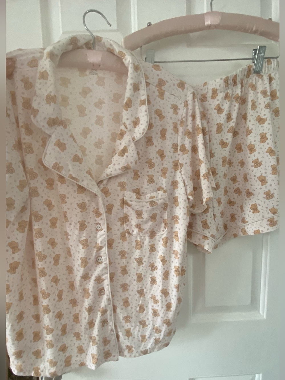 Teddy bear 🧸 Como sleep set ! Brand new! Button top and shorts size M